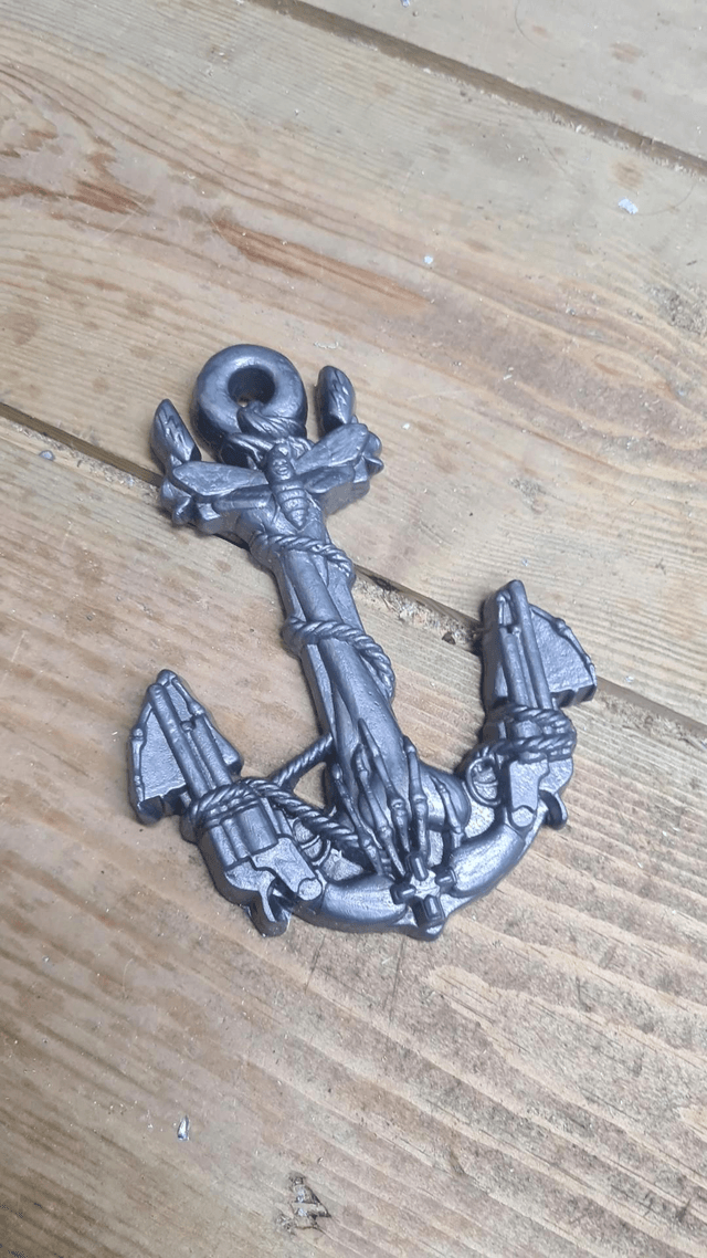 Death Moth High detailed Anchor, Skelton, Pistols