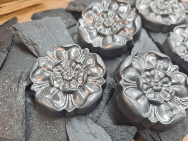 Lead Cast 50mm Tudor Roses - Pack of 5
