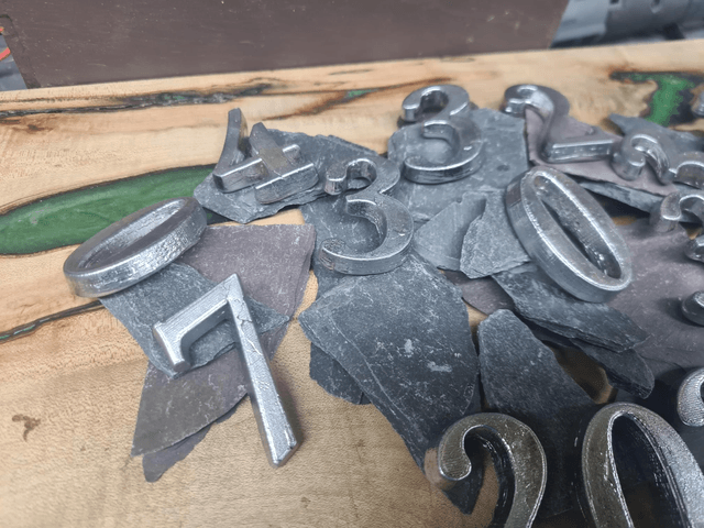 50mm Cast Lead Numbers - Lead Emblems